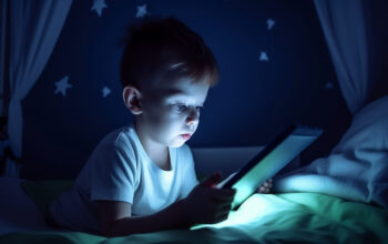 initial-ecran-enfant-nuit initial-ecran-enfant-nuit